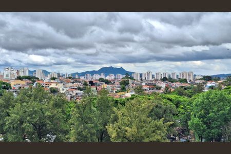 Apartamento à venda com 40m², 2 quartos e sem vaga Apartamento à venda com 40m², 2 quartos e sem vagaVista