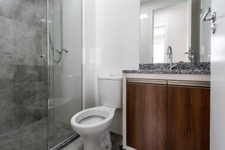 Apartamento à venda com 40m², 2 quartos e sem vaga Apartamento à venda com 40m², 2 quartos e sem vagaBanheiro