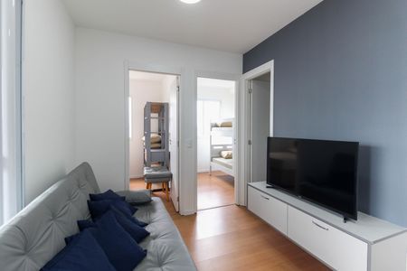 Sala - Cozinha de apartamento para alugar com 2 quartos, 36m² em Itaquera, São Paulo