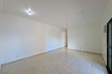 Sala de apartamento para alugar com 2 quartos, 88m² em Jardim Imperador, Praia Grande