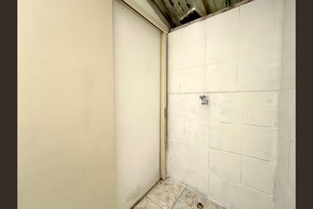 Casa para alugar com 58m², 2 quartos e 1 vagaÁrea de Serviço