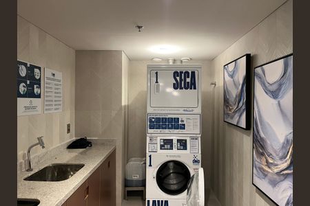 Studio para alugar com 28m², 1 quarto e sem vaga Studio para alugar com 28m², 1 quarto e sem vagaLavanderia