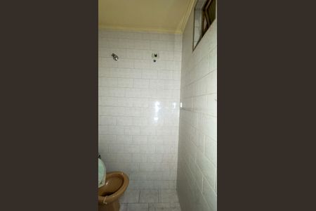 Casa à venda com 115m², 2 quartos e 2 vagas Casa à venda com 115m², 2 quartos e 2 vagasBanheiro