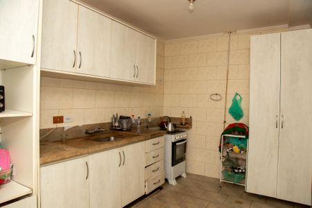 Casa à venda com 115m², 2 quartos e 2 vagas Casa à venda com 115m², 2 quartos e 2 vagasCozinha e Área de Serviço