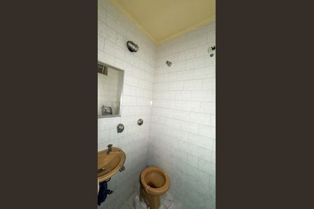 Casa à venda com 115m², 2 quartos e 2 vagas Casa à venda com 115m², 2 quartos e 2 vagasBanheiro