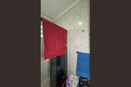 Casa à venda com 115m², 2 quartos e 2 vagas Casa à venda com 115m², 2 quartos e 2 vagasBanheiro