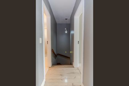 Casa à venda com 127m², 3 quartos e 2 vagasCorredor