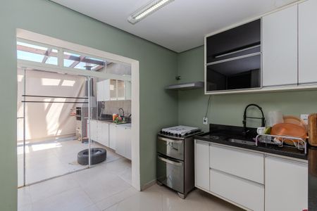 Casa à venda com 127m², 3 quartos e 2 vagasCozinha