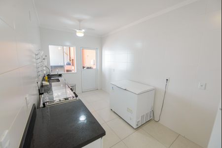 Apartamento para alugar com 68m², 2 quartos e 1 vaga Apartamento para alugar com 68m², 2 quartos e 1 vagaÁrea comum - Cozinha do Salão de festas