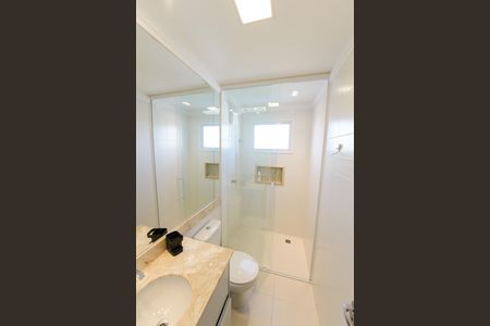 Apartamento para alugar com 68m², 2 quartos e 1 vaga Apartamento para alugar com 68m², 2 quartos e 1 vagaBanheiro da Suíte