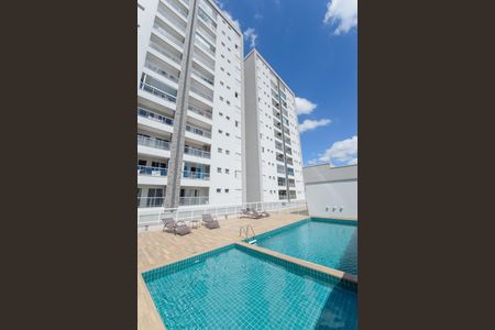 Apartamento para alugar com 68m², 2 quartos e 1 vaga Apartamento para alugar com 68m², 2 quartos e 1 vagaÁrea comum - Piscina