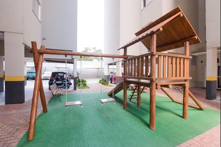 Apartamento para alugar com 68m², 2 quartos e 1 vaga Apartamento para alugar com 68m², 2 quartos e 1 vagaÁrea comum - Playground