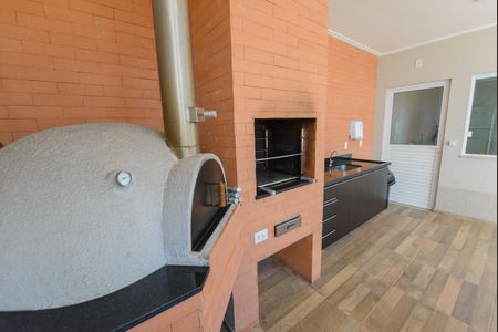 Apartamento para alugar com 68m², 2 quartos e 1 vaga Apartamento para alugar com 68m², 2 quartos e 1 vagaÁrea comum - Churrasqueira