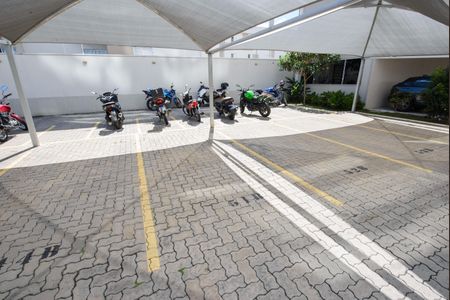 Apartamento para alugar com 68m², 2 quartos e 1 vaga Apartamento para alugar com 68m², 2 quartos e 1 vagaGaragem