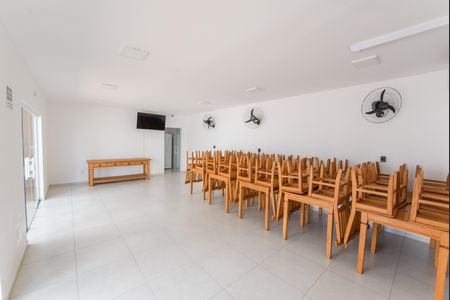 Apartamento para alugar com 68m², 2 quartos e 1 vaga Apartamento para alugar com 68m², 2 quartos e 1 vagaÁrea comum - Salão de festas