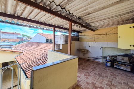 Casa à venda com 134m², 3 quartos e 2 vagasÁrea de Serviço