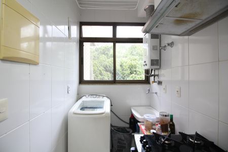 Apartamento à venda com 70m², 2 quartos e 1 vagaÁrea de Serviço