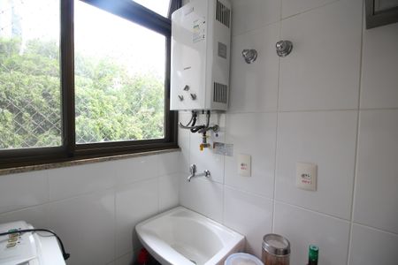 Apartamento à venda com 70m², 2 quartos e 1 vagaÁrea de Serviço