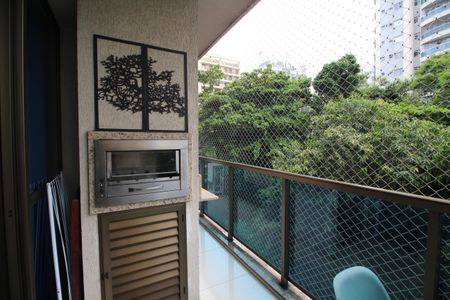 Apartamento à venda com 70m², 2 quartos e 1 vagaVaranda