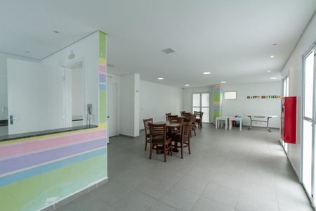 Apartamento à venda com 43m², 2 quartos e 1 vagaÁrea comum - Salão de festas