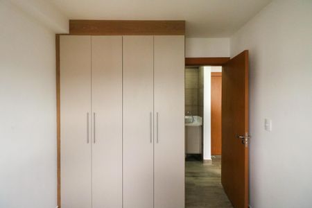 Apartamento à venda com 34m², 2 quartos e 1 vagaQuarto 2