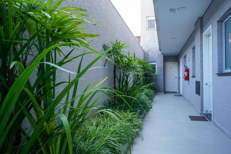 Apartamento à venda com 37m², 2 quartos e sem vagaÁrea comum