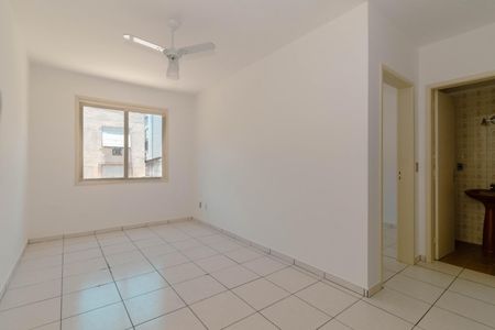 Sala  de apartamento para alugar com 1 quarto, 38m² em Petrópolis, Porto Alegre