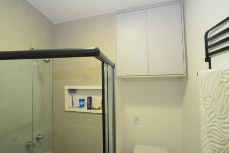 Banheiro de apartamento à venda com 1 quarto, 39m² em Barra da Tijuca, Rio de Janeiro