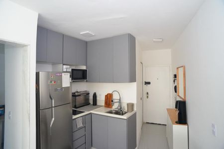 Cozinha de apartamento à venda com 1 quarto, 39m² em Barra da Tijuca, Rio de Janeiro