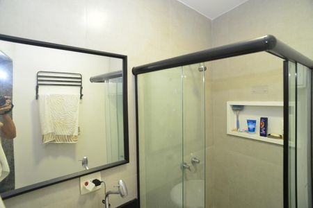 Banheiro de apartamento à venda com 1 quarto, 39m² em Barra da Tijuca, Rio de Janeiro