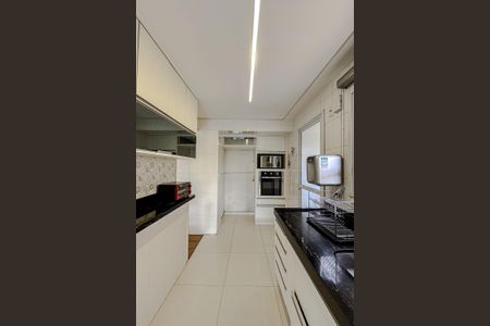 Apartamento à venda com 109m², 3 quartos e 2 vagasCozinha