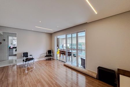 Sala de apartamento à venda com 3 quartos, 109m² em Vila Lucia Elvira, São Paulo