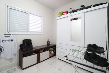 Quarto 1 de apartamento para alugar com 2 quartos, 45m² em Tubalina, Uberlândia