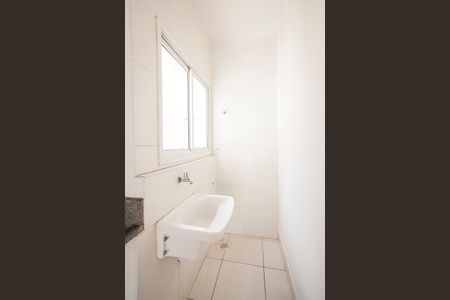 Apartamento para alugar com 45m², 2 quartos e 1 vaga Apartamento para alugar com 45m², 2 quartos e 1 vagaÁrea de serviço