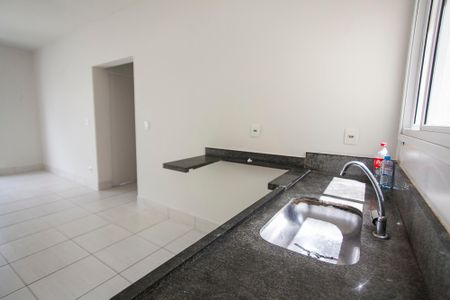 Apartamento para alugar com 45m², 2 quartos e 1 vaga Apartamento para alugar com 45m², 2 quartos e 1 vagaCozinha
