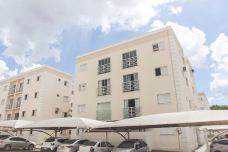 Apartamento para alugar com 45m², 2 quartos e 1 vaga Apartamento para alugar com 45m², 2 quartos e 1 vagaFachada