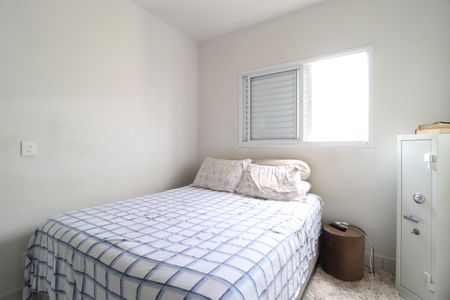 Quarto 2 de apartamento para alugar com 2 quartos, 45m² em Tubalina, Uberlândia