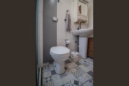 Apartamento à venda com 71m², 2 quartos e sem vagaBanheiro