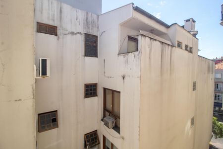 Apartamento à venda com 71m², 2 quartos e sem vagaVista