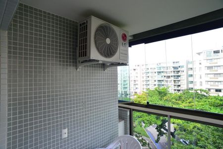 Apartamento para alugar com 90m², 1 quarto e 1 vaga Apartamento para alugar com 90m², 1 quarto e 1 vagaVaranda