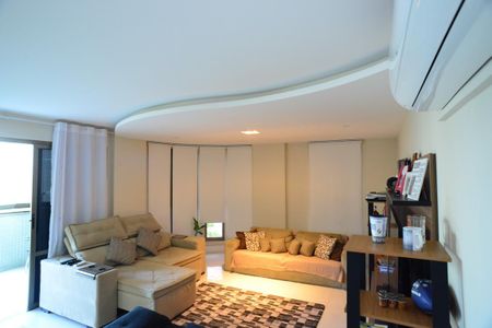 Apartamento para alugar com 90m², 1 quarto e 1 vaga Apartamento para alugar com 90m², 1 quarto e 1 vagaSala