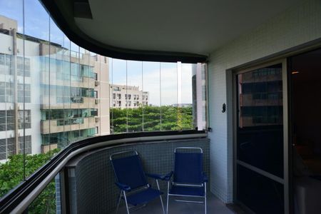 Apartamento para alugar com 90m², 1 quarto e 1 vaga Apartamento para alugar com 90m², 1 quarto e 1 vagaVaranda