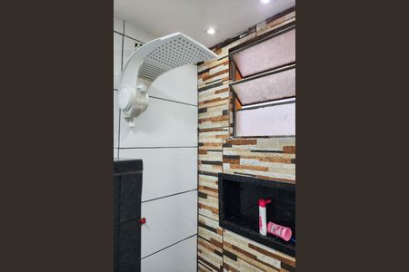 Casa de condomínio à venda com 90m², 3 quartos e 1 vaga Casa de condomínio à venda com 90m², 3 quartos e 1 vagaBanheiro da Suíte