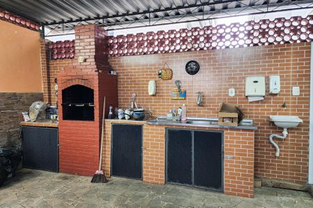 Casa de condomínio à venda com 90m², 3 quartos e 1 vaga Casa de condomínio à venda com 90m², 3 quartos e 1 vagaÁrea Gourmet