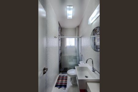 Banheiro de apartamento para alugar com 1 quarto, 45m² em Vila Mariana, São Paulo