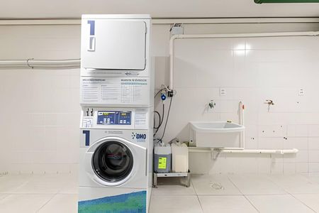 Studio para alugar com 32m², 1 quarto e 1 vaga Studio para alugar com 32m², 1 quarto e 1 vagaLavanderia