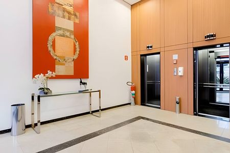 Studio para alugar com 32m², 1 quarto e 1 vaga Studio para alugar com 32m², 1 quarto e 1 vagaHall de Entrada