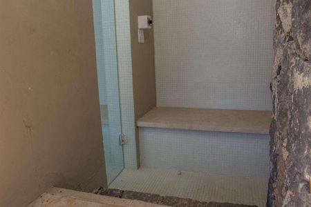 Casa de condomínio à venda com 611m², 4 quartos e 4 vagas