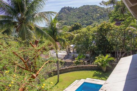 Casa de condomínio à venda com 611m², 4 quartos e 4 vagas