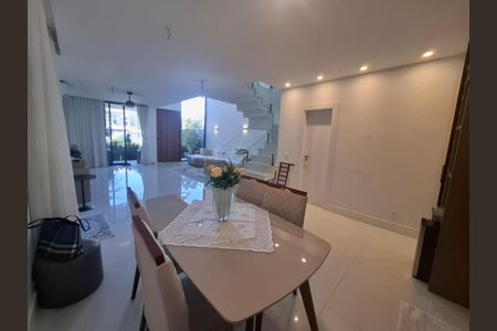 Casa à venda com 3 quartos, 380m² em Barra da Tijuca, Rio de Janeiro